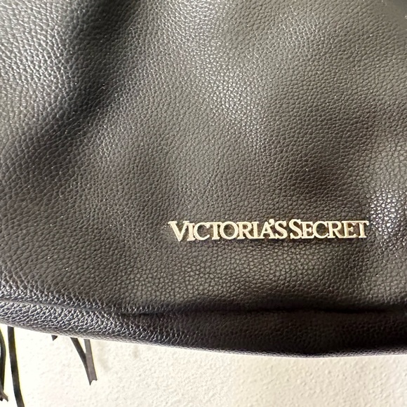 Victoria secret black fringe bucket backpack - Picture 8 of 16